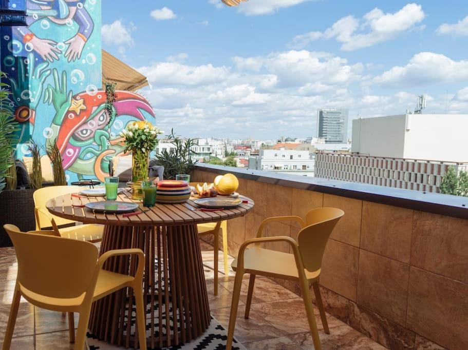 Terrasse Des Plongeurs Apartamento Bucareste Exterior foto