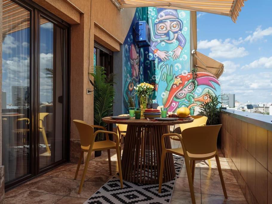 Terrasse Des Plongeurs Apartamento Bucareste Exterior foto