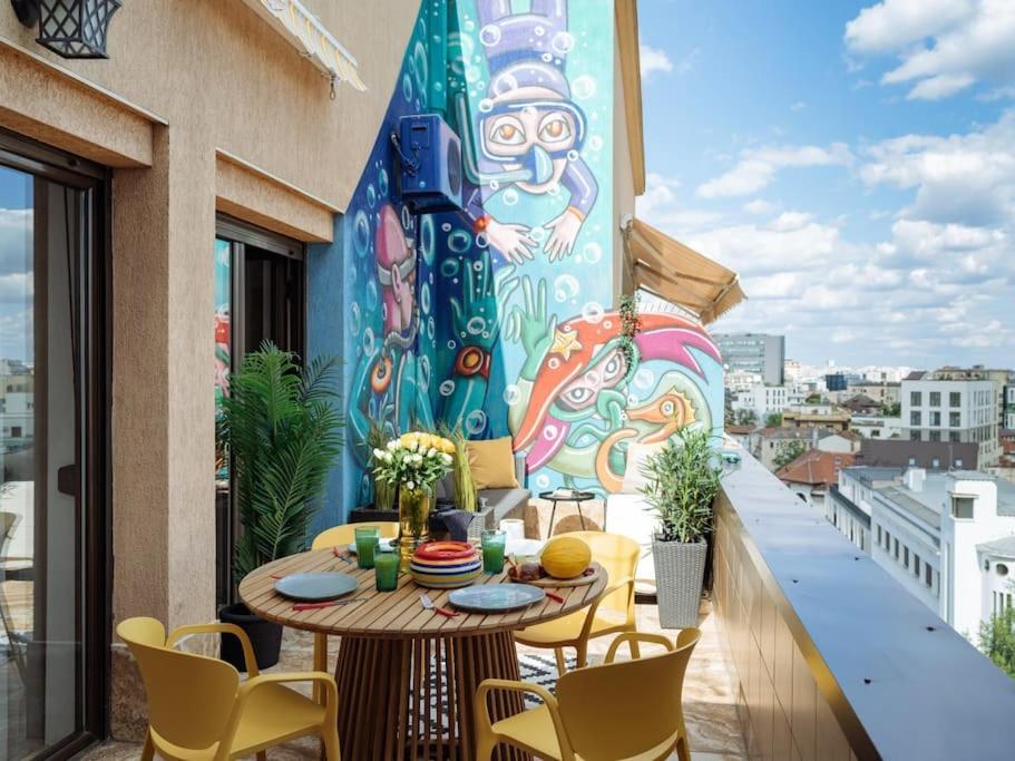 Terrasse Des Plongeurs Apartamento Bucareste Exterior foto